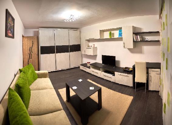 Apartament 2 Camere Cu Loc De Parcare คลูจ-นาโปกา ภายนอก รูปภาพ